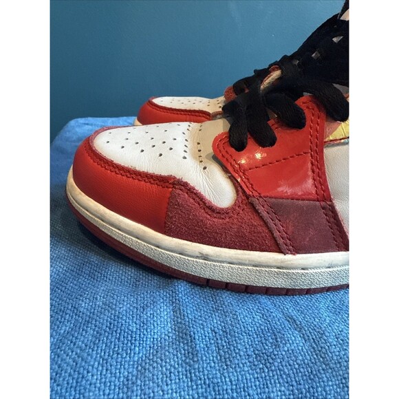 Jordan 1 Retro OG x Marvel High Next Chapter Size 7 Men's - Picture 6 of 13
